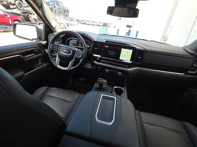 Used 2022 GMC Sierra 1500 SLT AWD/4WD image 8