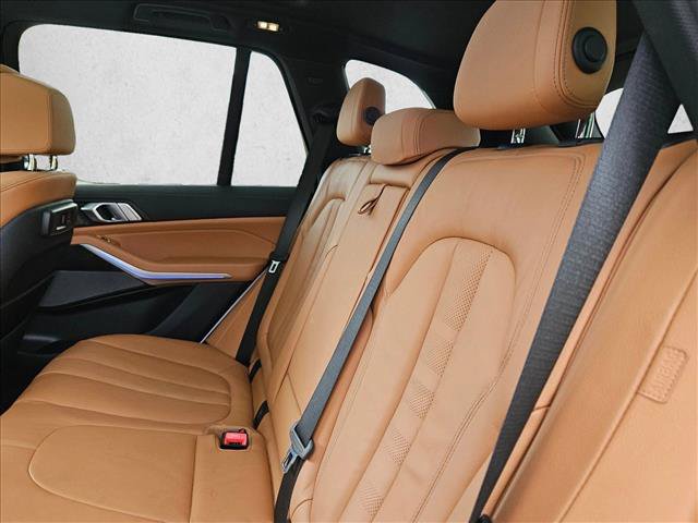 Used 2022 BMW X5 M50i AWD/4WD image 21