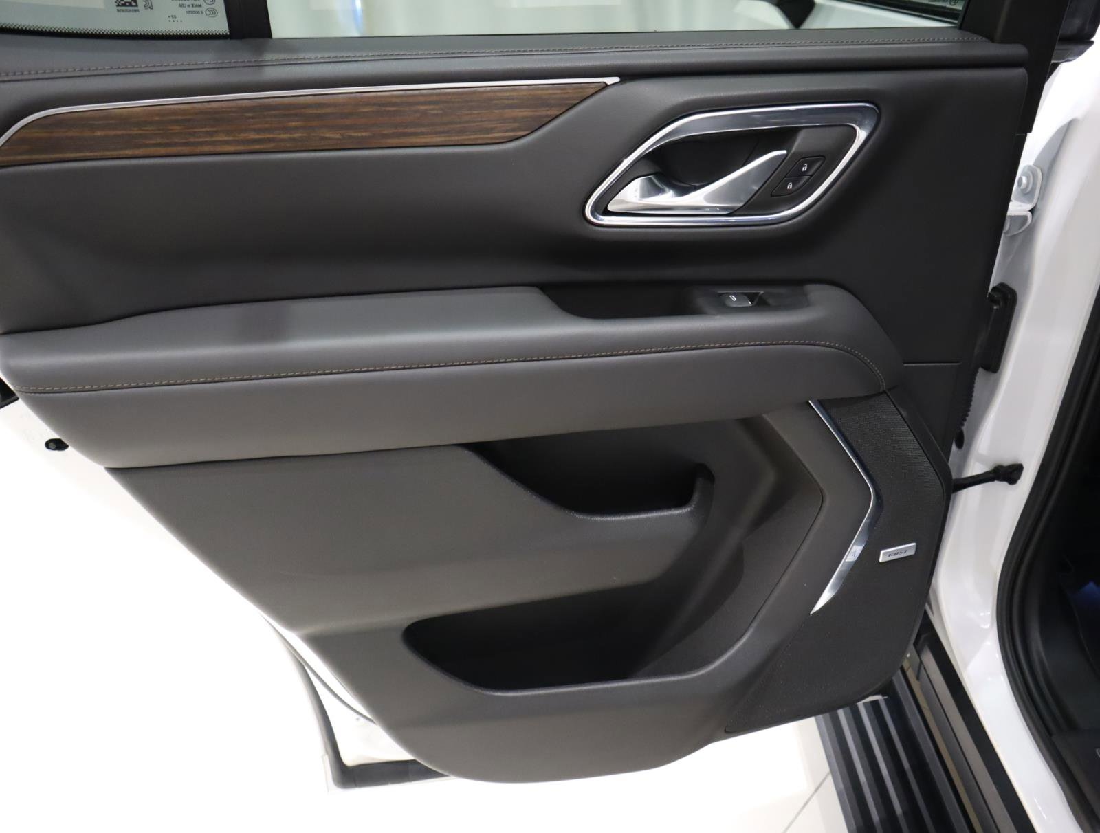 Used 2023 Chevrolet Tahoe High Country w/ Premium Package 2 image 21