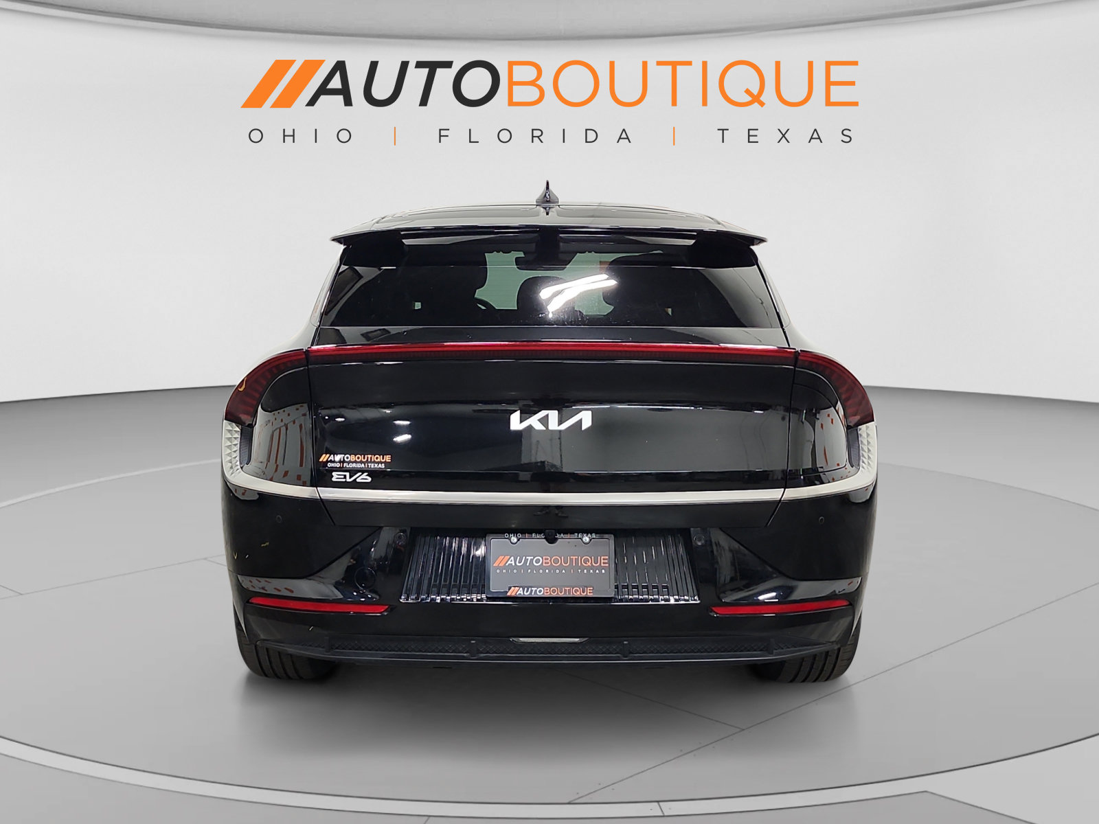 Used 2024 Kia EV6 Wind w/ Wind Technology Package AWD/4WD image 4