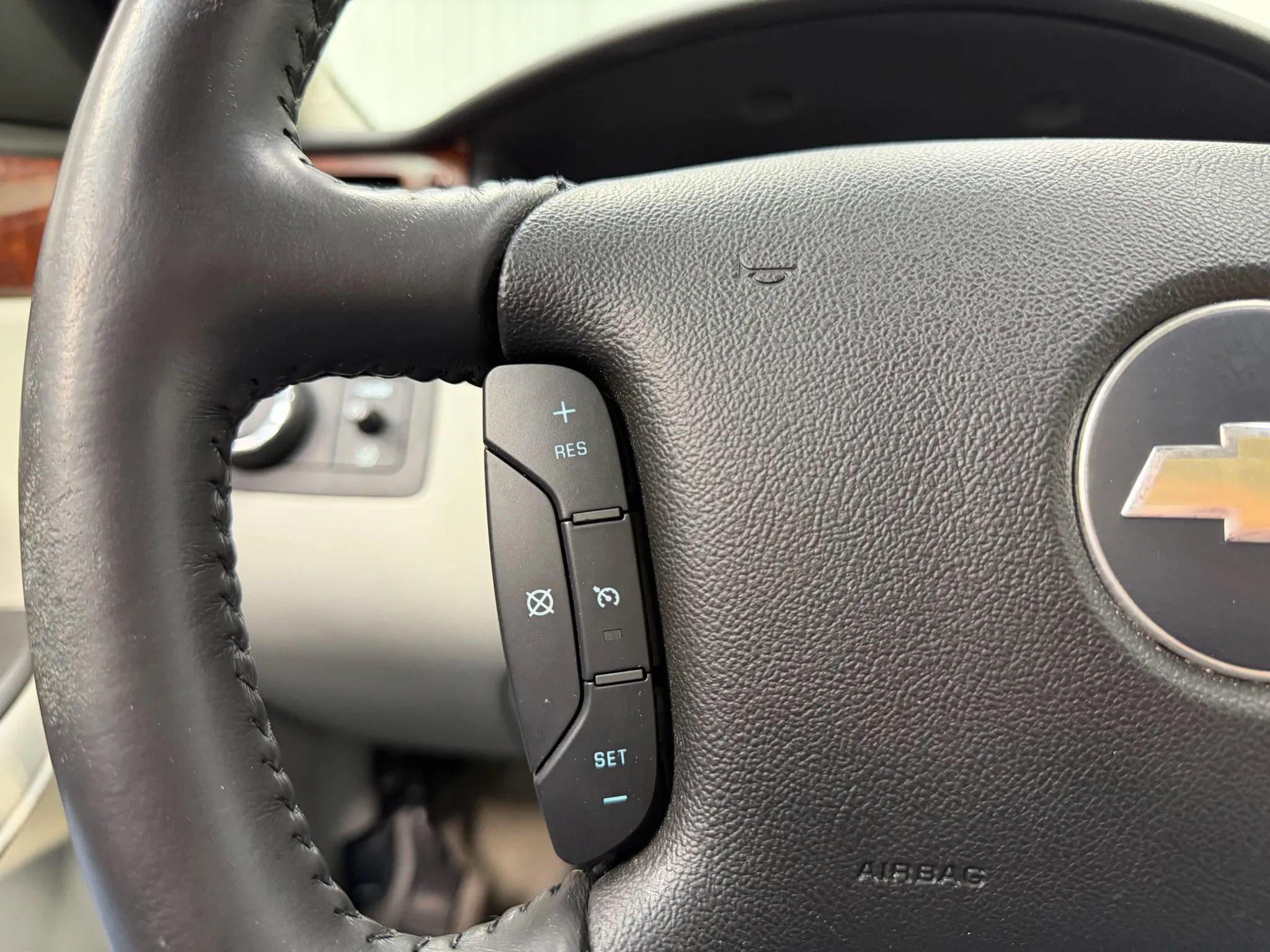 Used 2007 Chevrolet Impala LT image 24