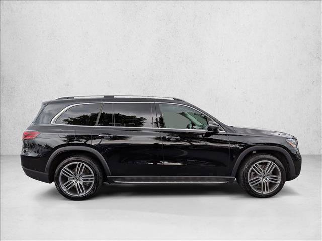Certified 2026 Mercedes-Benz GLS 450 4MATIC image 4
