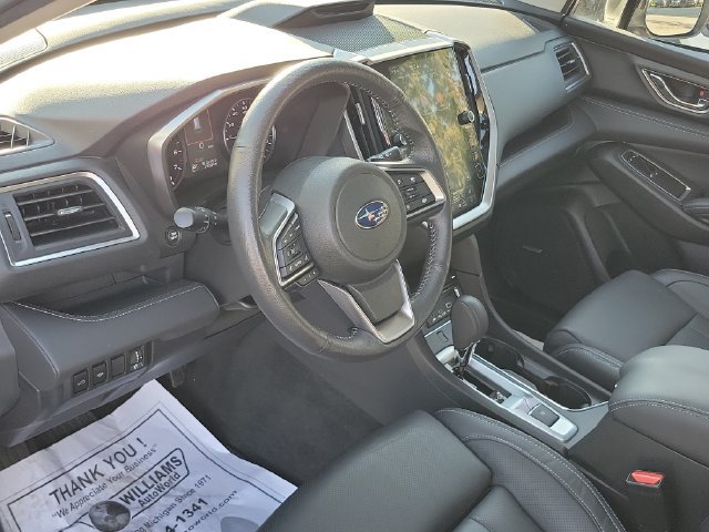 Used 2023 Subaru Ascent Limited w/ Technology Package AWD/4WD image 8