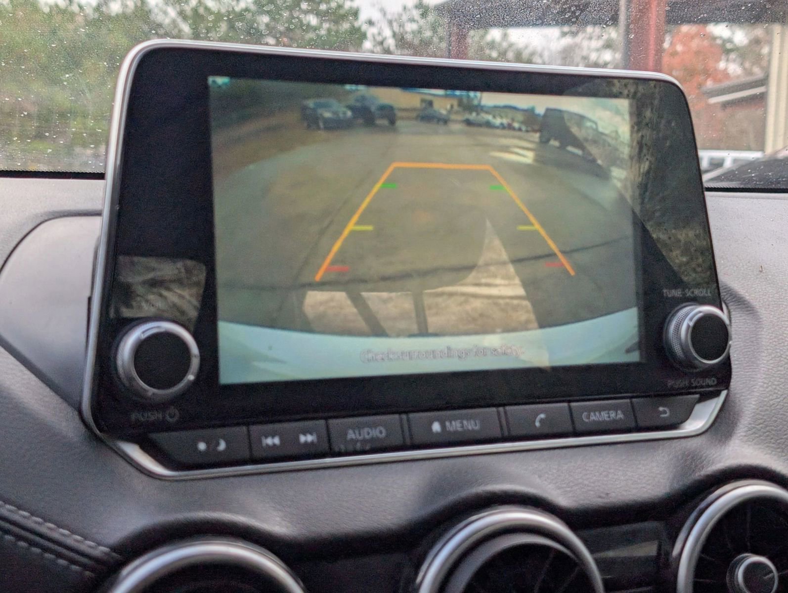 Used 2021 Nissan Sentra SV image 9