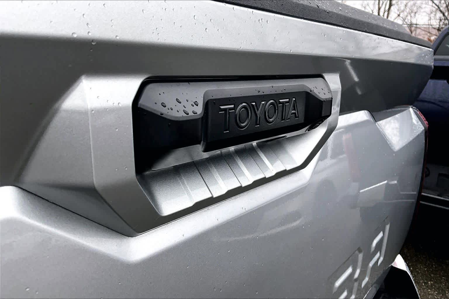 Used 2023 Toyota Tundra SR5 w/ TRD Off-Road Package image 29