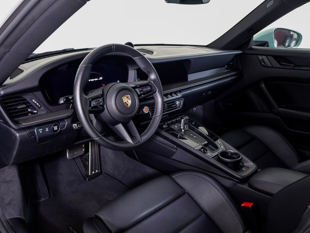 Certified 2025 Porsche 911 Carrera S RWD image 4