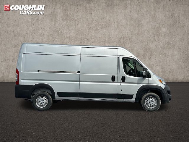 New 2024 RAM ProMaster 2500 w/ Safety Group FWD image 12