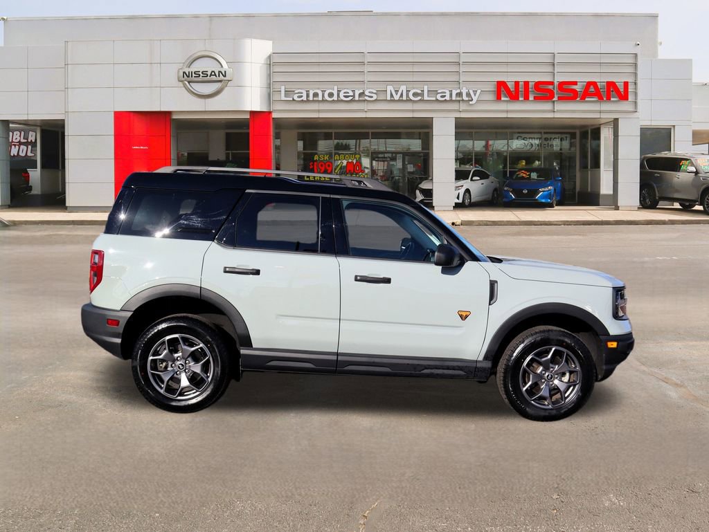 Used 2023 Ford Bronco Sport Badlands image 2