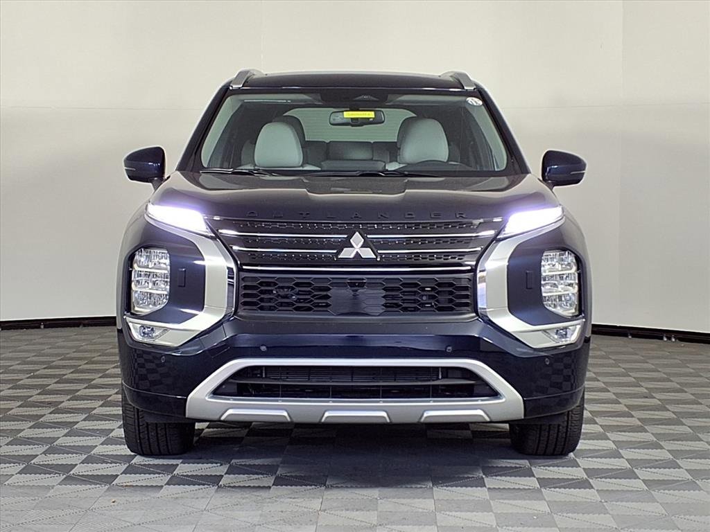 New 2025 Mitsubishi Outlander SEL image 2
