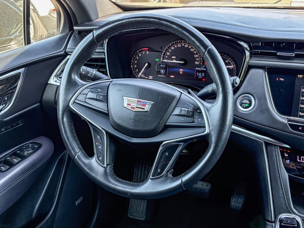 Used 2017 Cadillac XT5 Luxury w/ Driver Awareness Package image 19