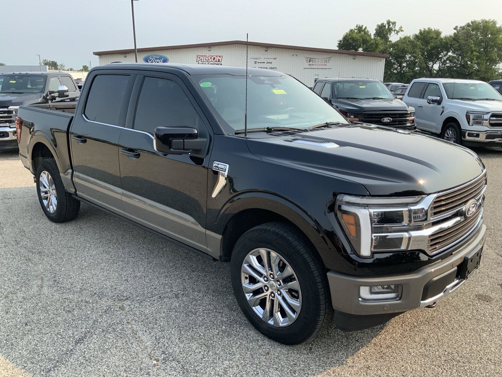 Used 2025 Ford F150 King Ranch w/ FX4 Off-Road Package AWD/4WD image 2