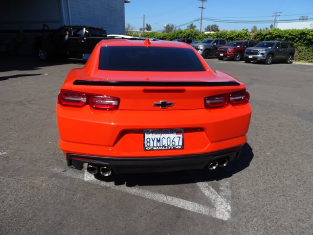 Certified 2021 Chevrolet Camaro LT RWD image 3