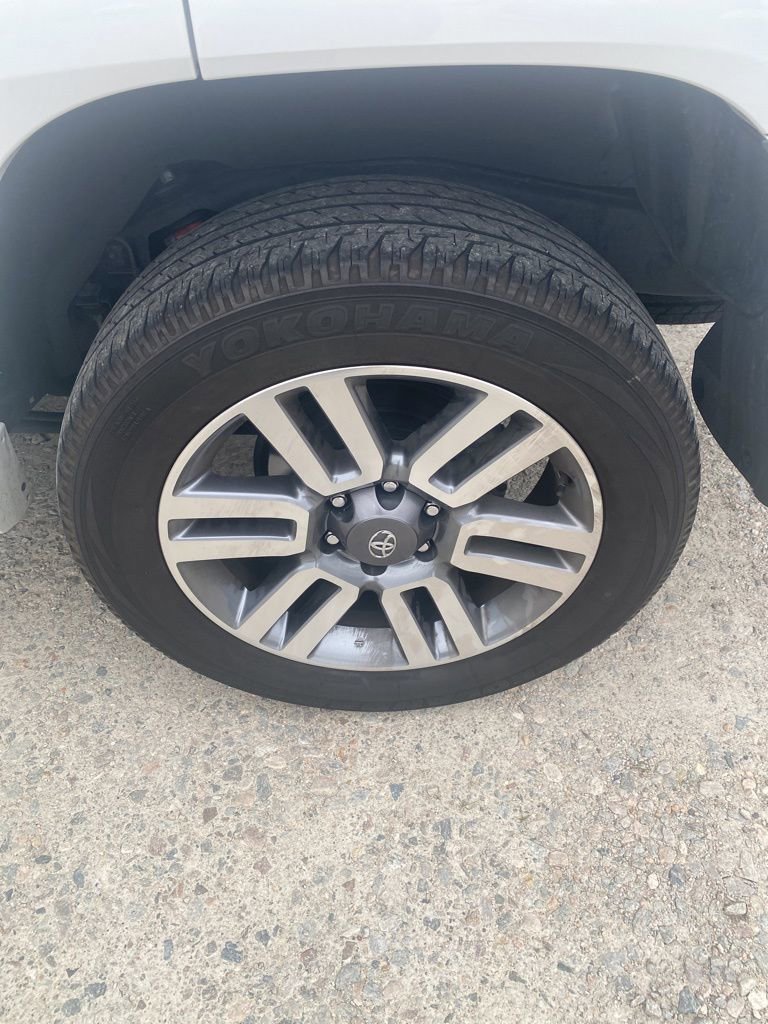 Used 2022 Toyota 4Runner TRD Sport w/ Technology Package image 11