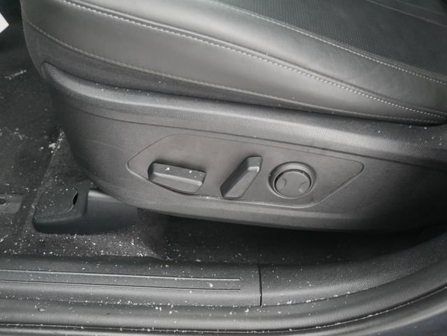 Used 2025 Kia Sorento SX image 19