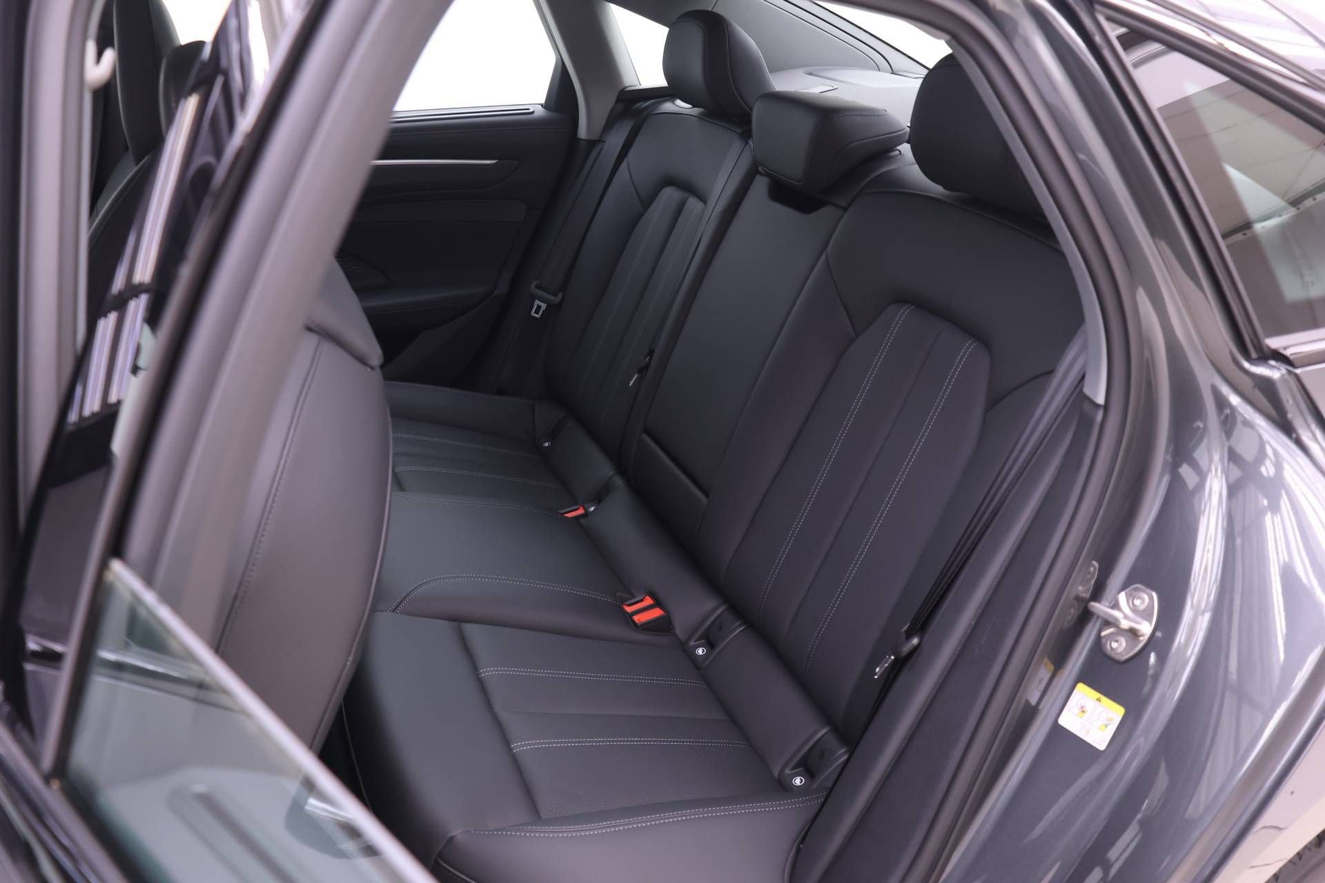 New 2026 Audi A6 Premium Plus AWD/4WD image 13