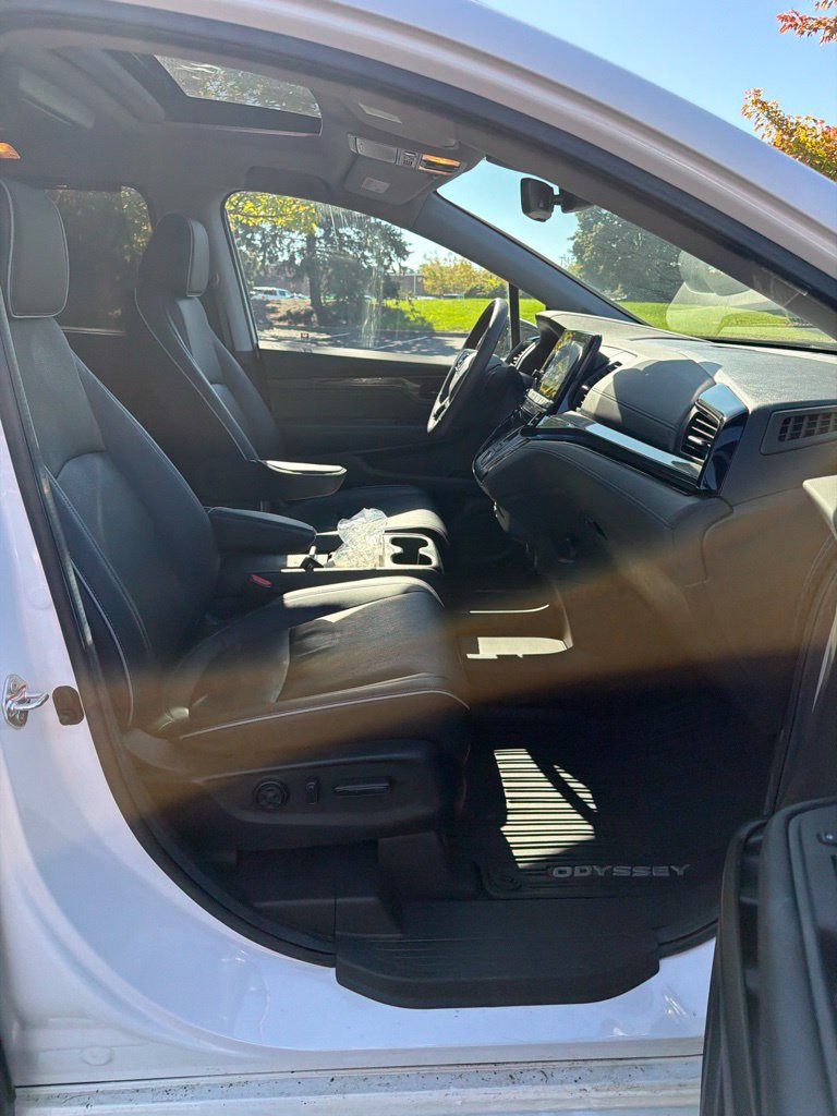 Certified 2024 Honda Odyssey Elite image 30