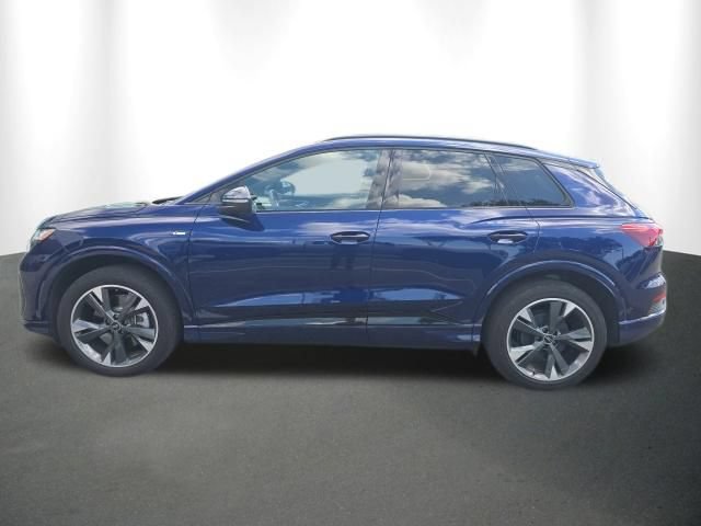 Used 2023 Audi Q4 e-tron Premium Plus AWD/4WD image 4