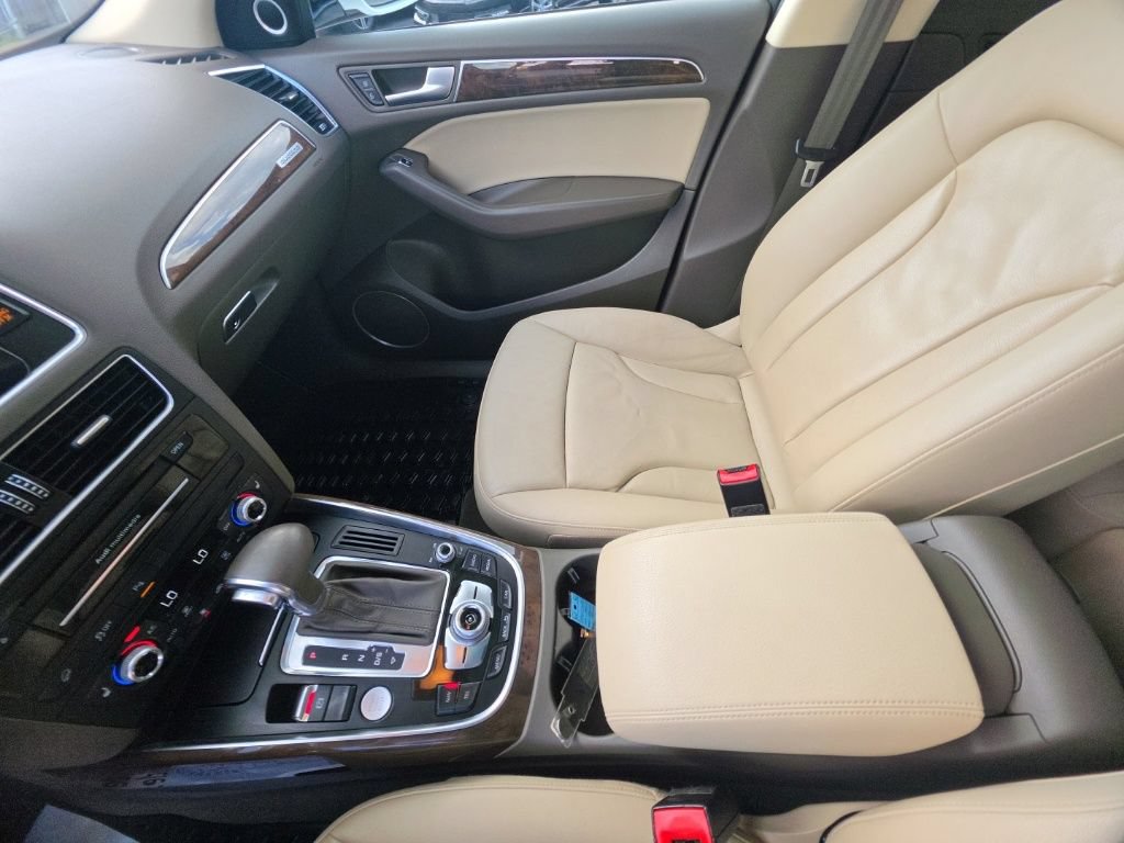 Used 2017 Audi Q5 2.0T Premium Plus w/ Technology Package AWD/4WD image 24