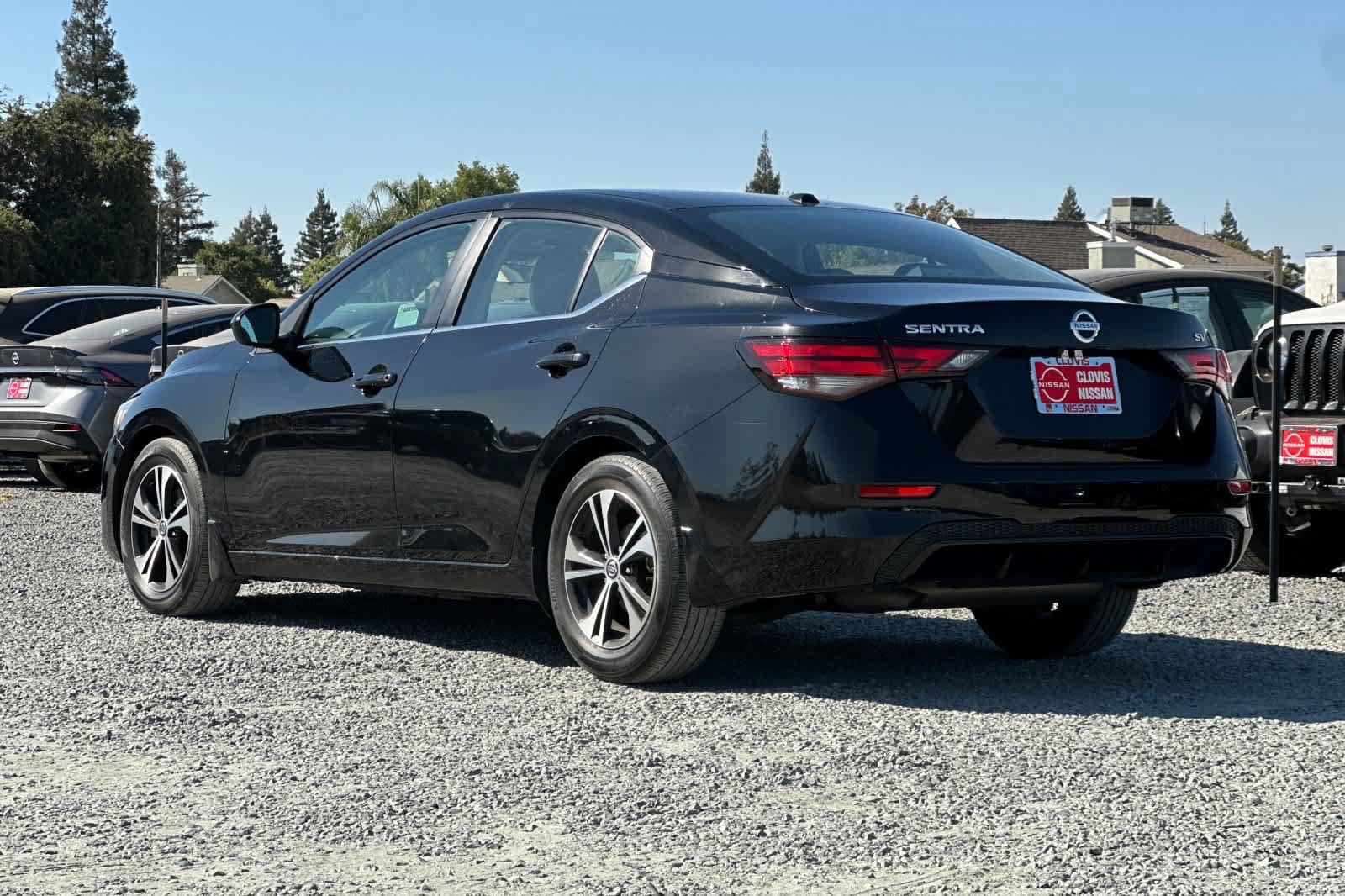 Used 2022 Nissan Sentra SV FWD image 7