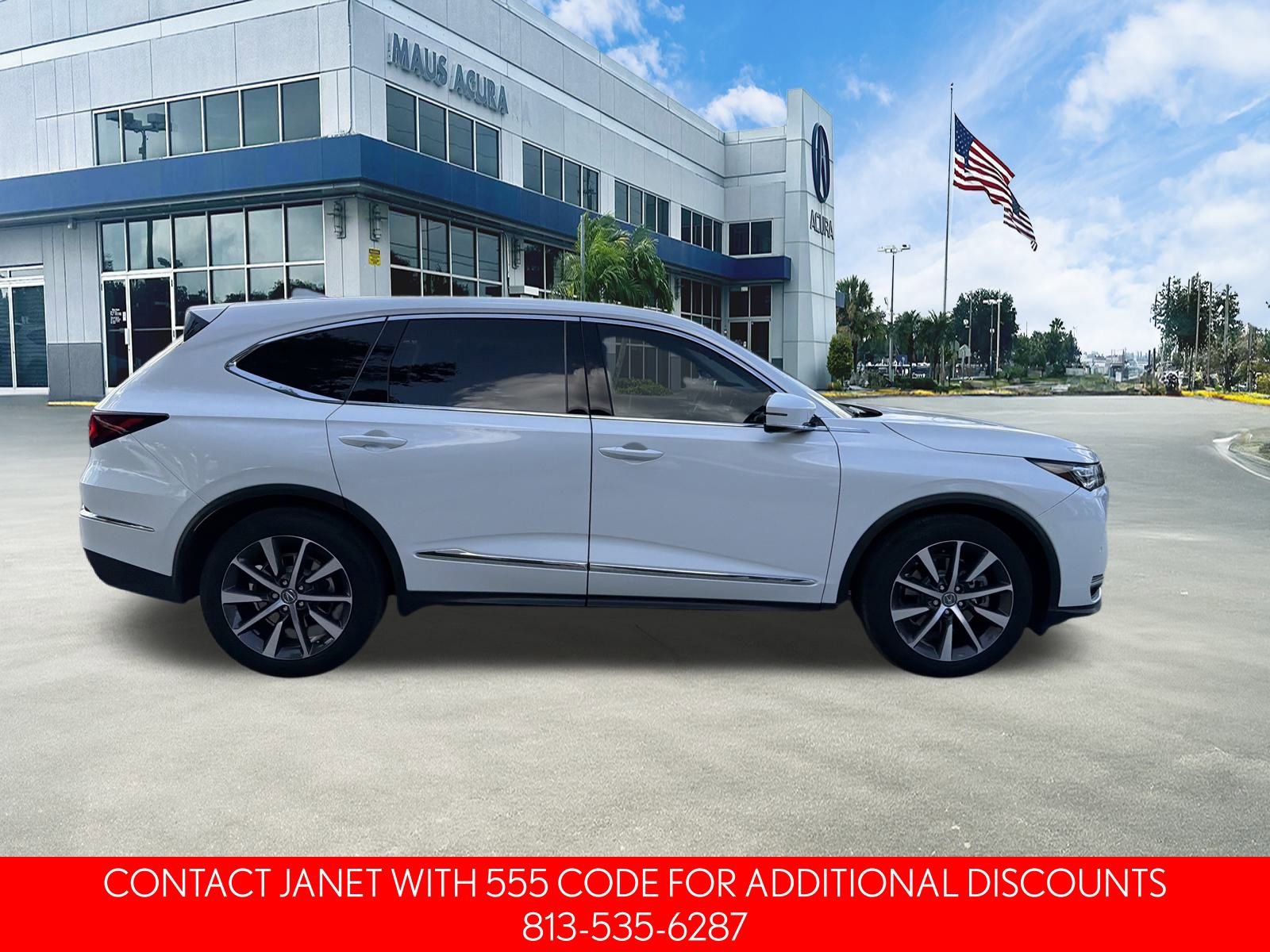 Used 2025 Acura MDX w/ Technology Package image 3