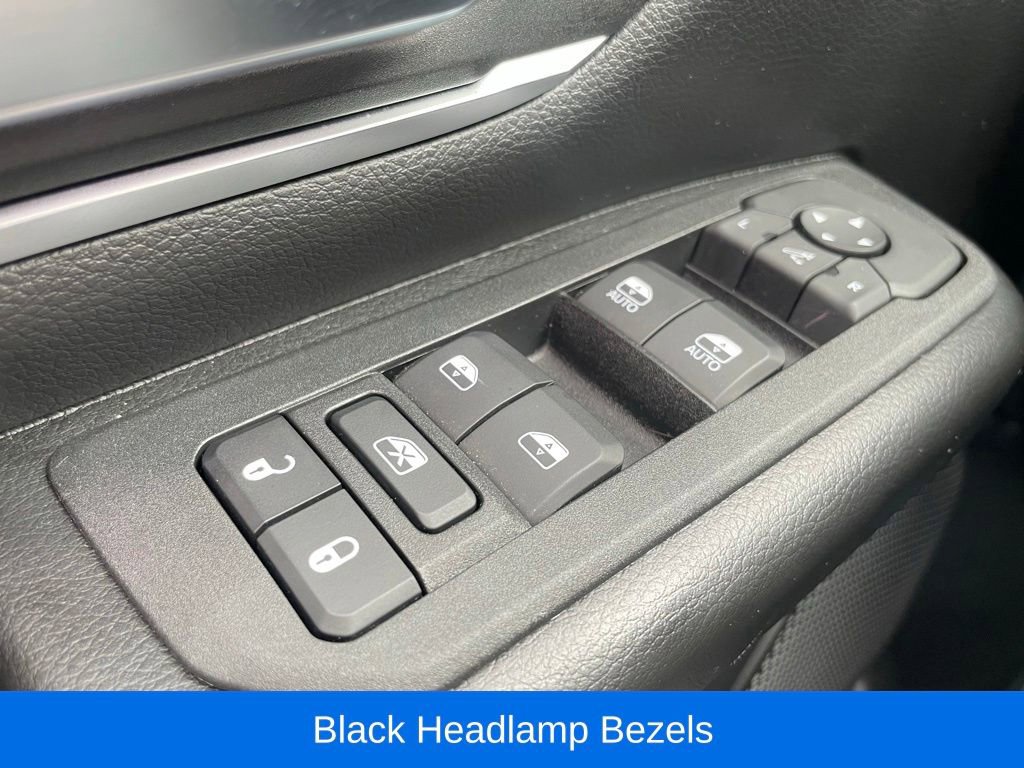 Used 2025 RAM 1500 Big Horn AWD/4WD image 23