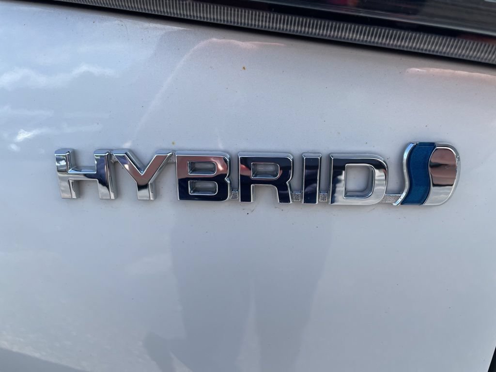Used 2021 Toyota Highlander XLE AWD/4WD image 8