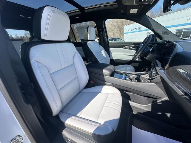 New 2026 Chevrolet Traverse High Country w/ LPO, Floor Liner Package AWD/4WD image 30