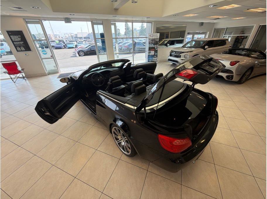 Used 2013 BMW M3 Convertible RWD image 38