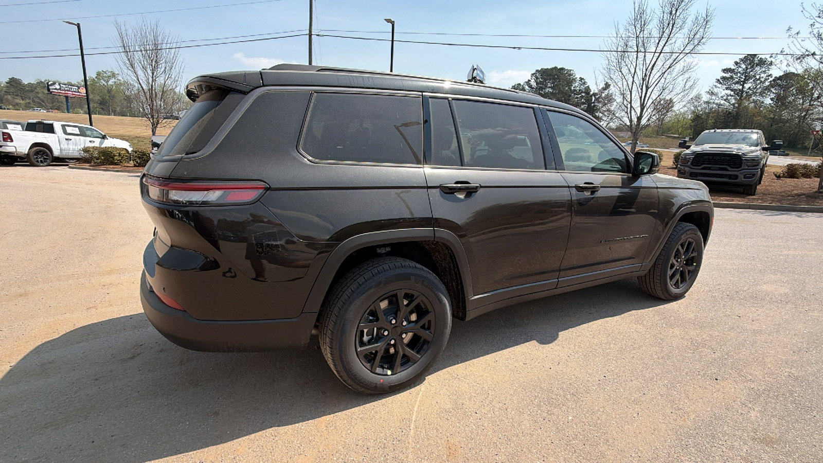 New 2026 RAM 5500 Tradesman w/ Chrome Appearance Group image 7