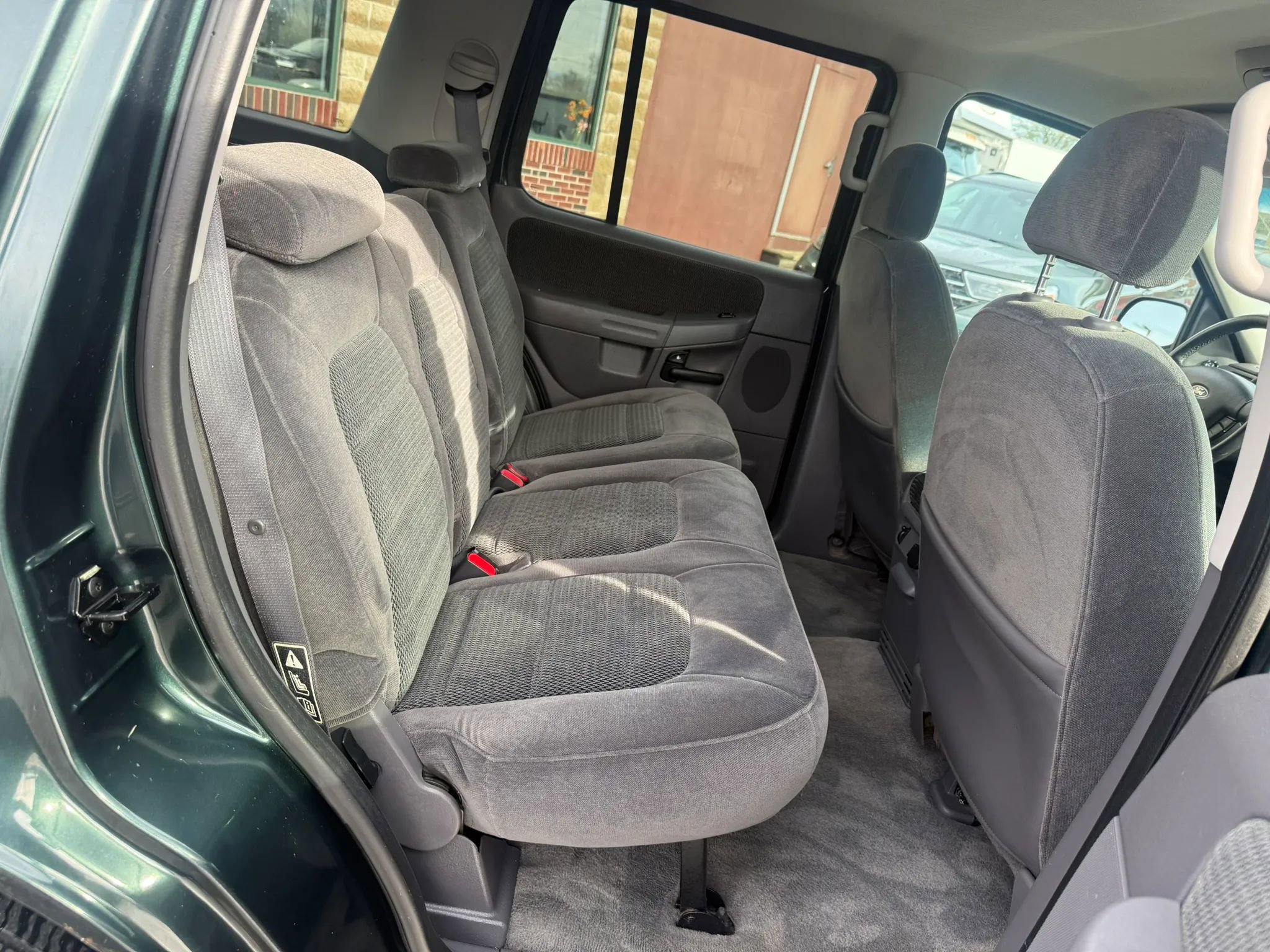 Used 2002 Ford Explorer XLT image 25