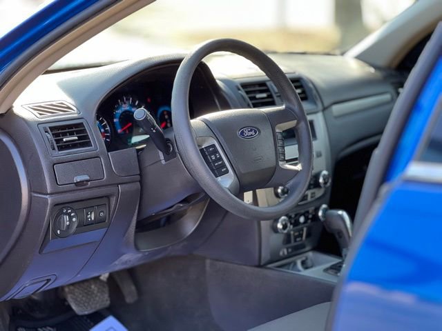Used 2011 Ford Fusion SE FWD image 11