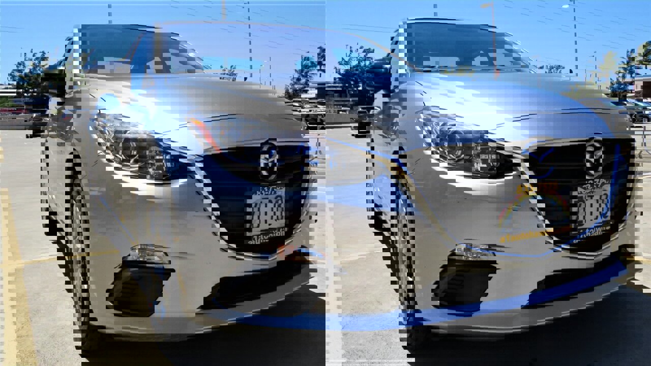 Used 2015 MAZDA MAZDA3 i SV image 10