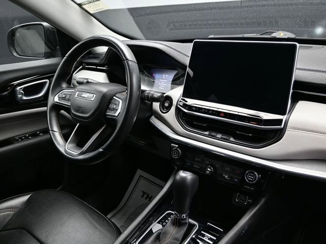 Certified 2022 Jeep Compass Limited AWD/4WD image 16