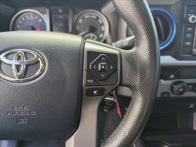 Certified 2016 Toyota Tacoma SR5 w/ SR5 Appearance Package (SN) image 18