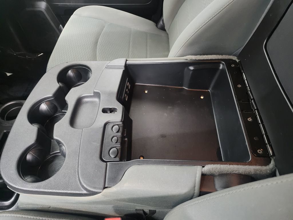 Used 2018 RAM 2500 Tradesman w/ Chrome Appearance Group image 18