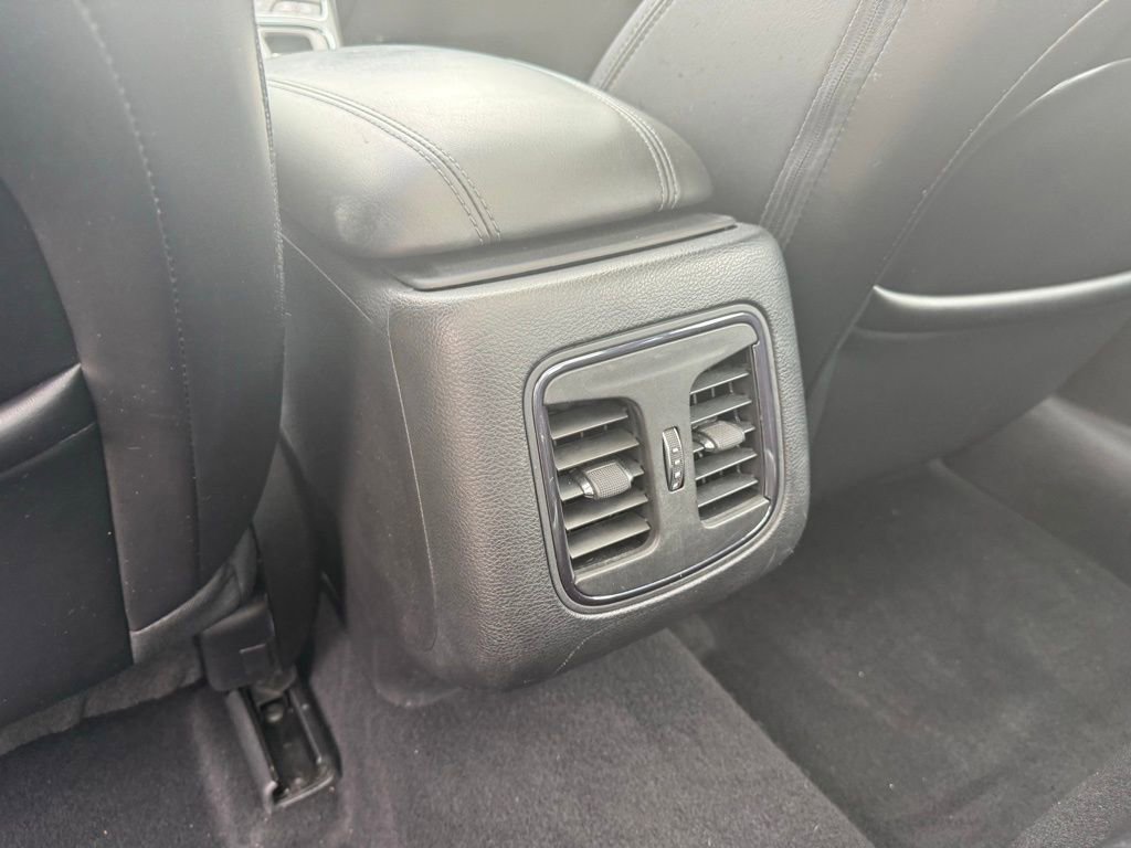 Used 2016 Chrysler 200 S w/ Navigation & Sound Group I image 22