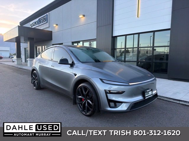 Used 2026 Tesla Model Y Performance AWD/4WD image 1