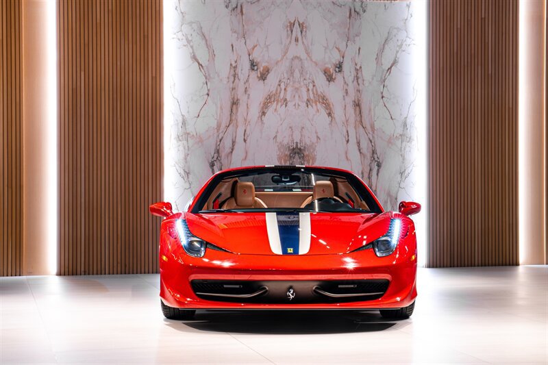 Used 2014 Ferrari 458 Spider RWD image 3