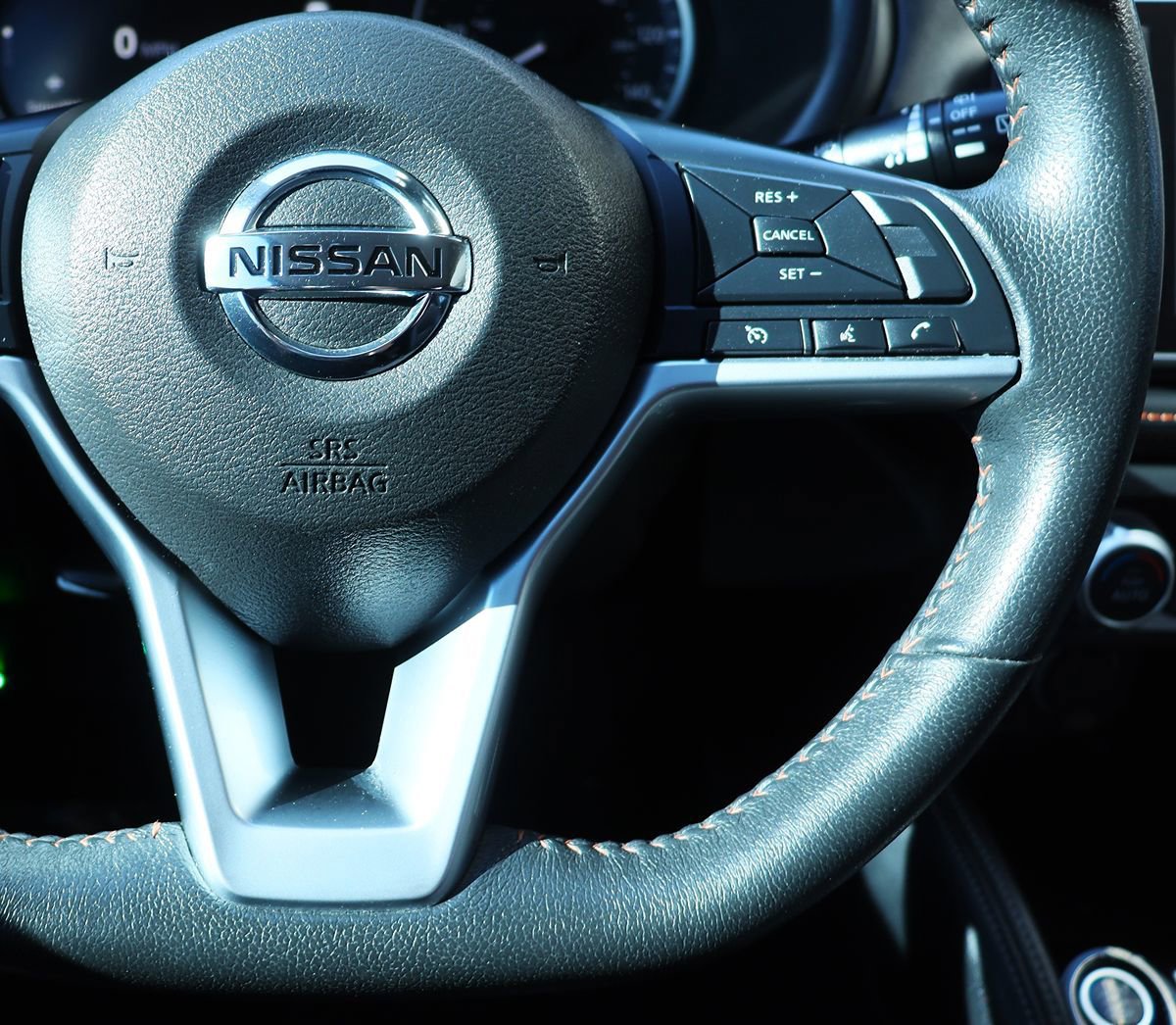 Used 2020 Nissan Kicks SR w/ SR Premium Package FWD image 52