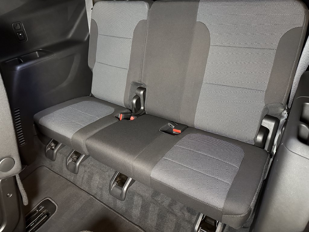 Used 2023 Chevrolet Traverse LT AWD/4WD image 21