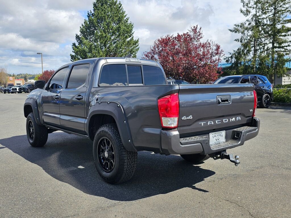Used 2021 Toyota Tacoma SR image 5