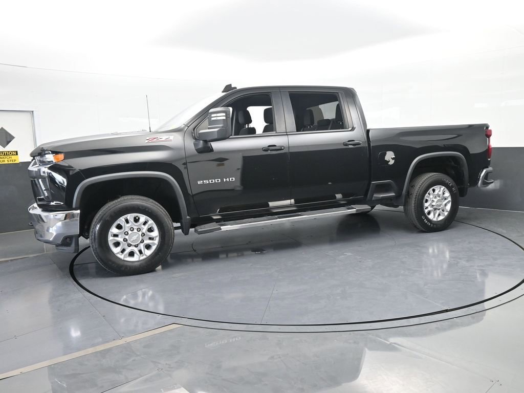 Used 2020 Chevrolet Silverado 2500 LT image 2