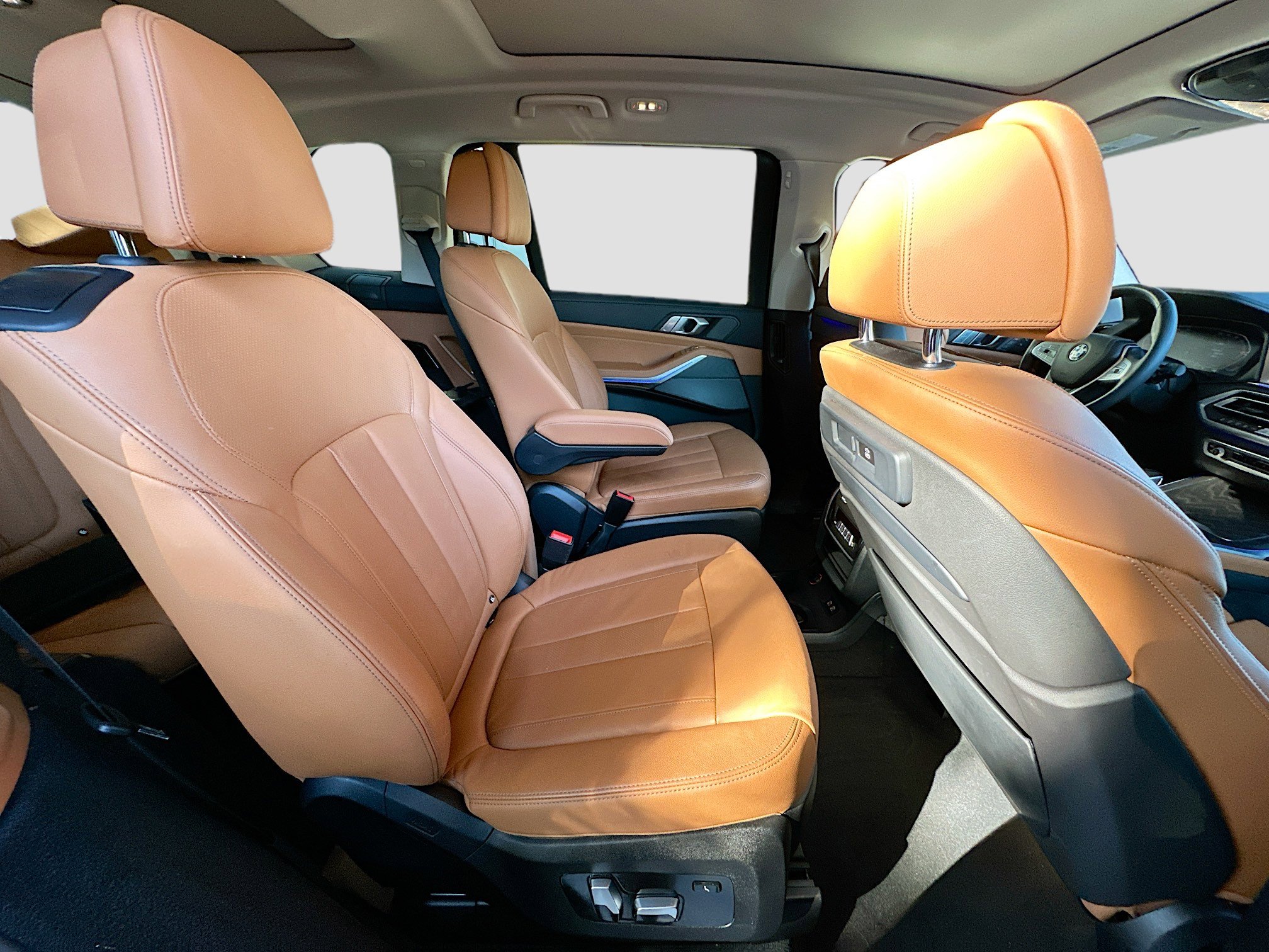 Certified 2022 BMW X7 xDrive40i w/ Premium Package image 30