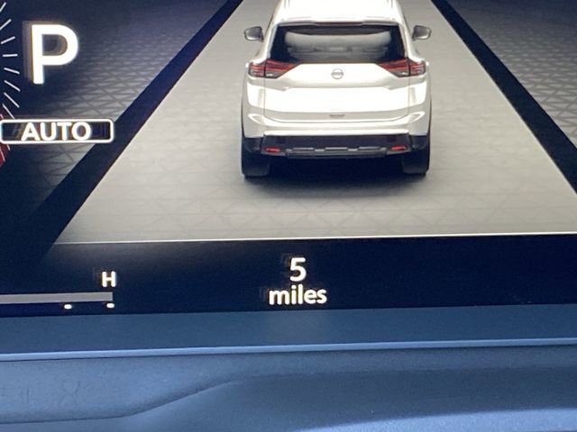 New 2026 Nissan Rogue Platinum image 6