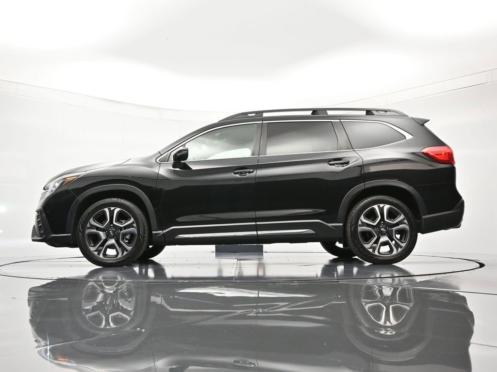 Used 2023 Subaru Ascent Limited image 45