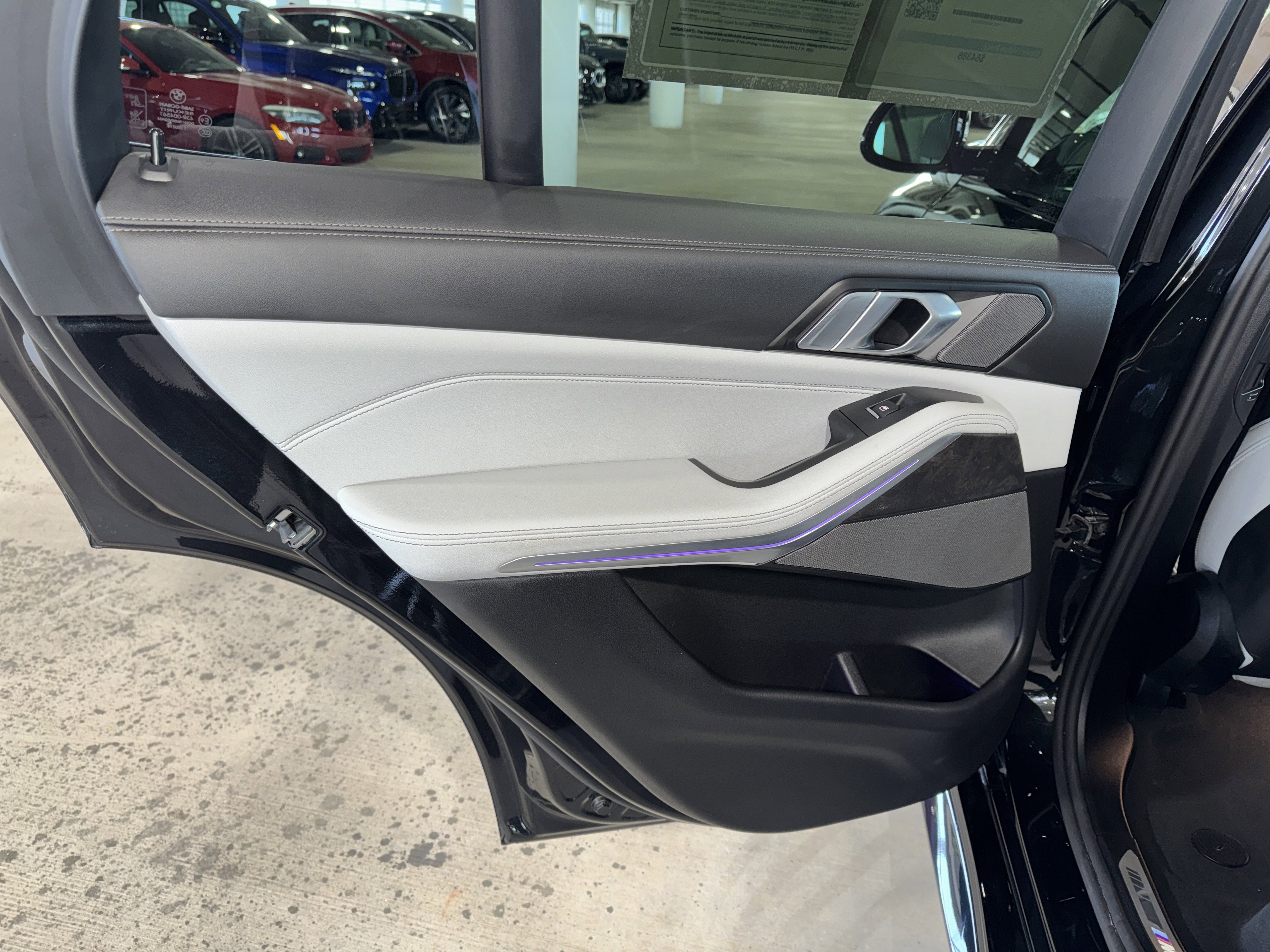 Certified 2025 BMW X5 xDrive40i w/ M Sport Package image 16