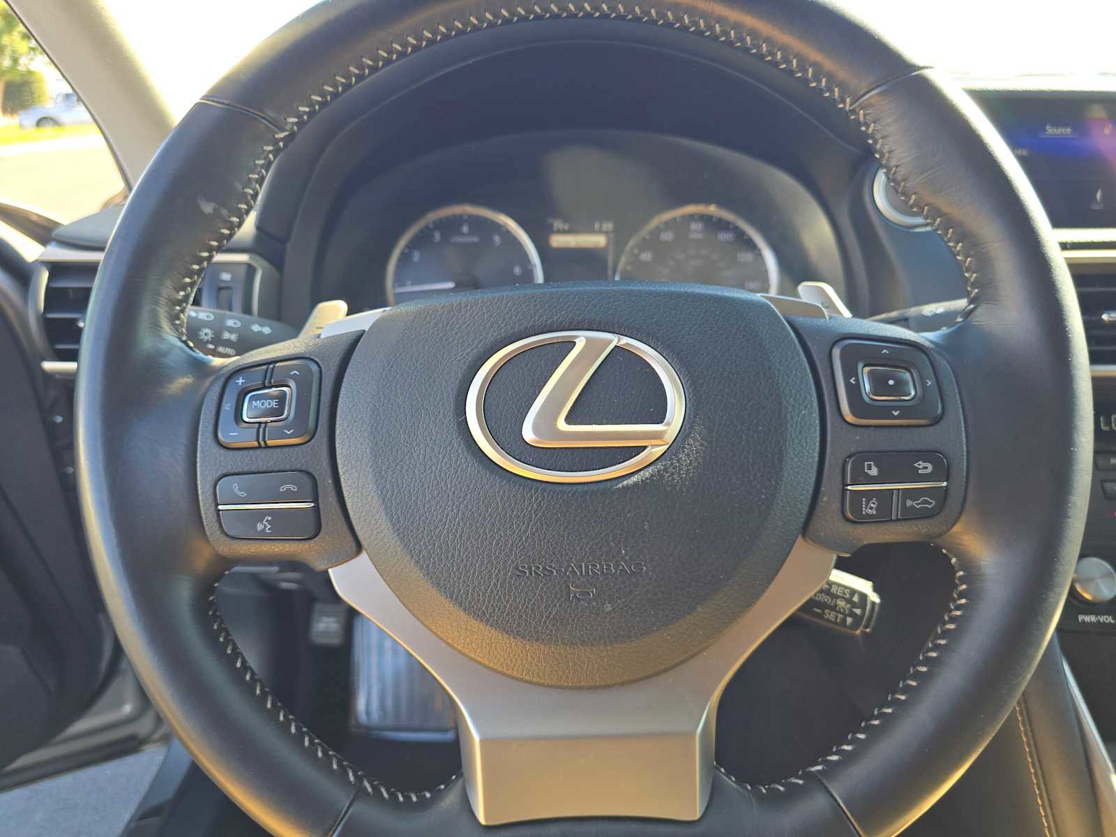 Used 2018 Lexus IS 300 image 23