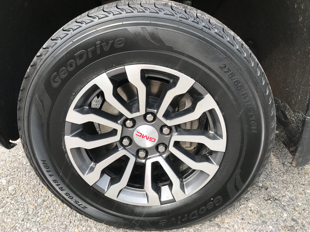 Used 2021 GMC Sierra 1500 AT4 w/ AT4 Value Package AWD/4WD image 11
