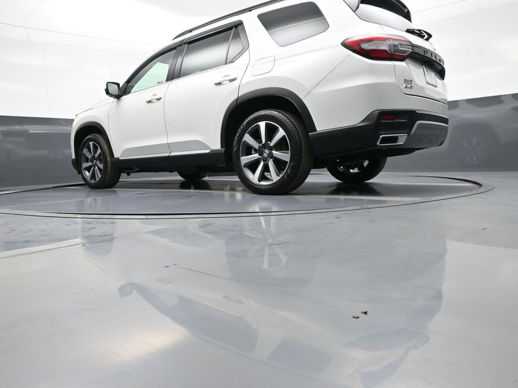 Certified 2023 Honda Pilot Elite image 34