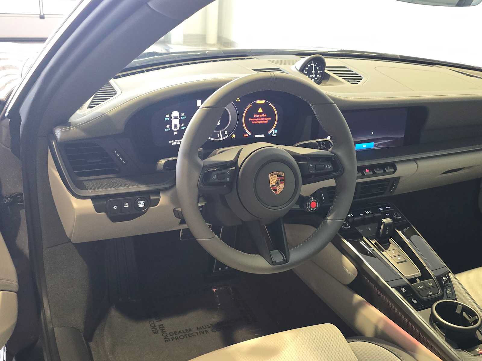 Used 2026 Porsche 911 Carrera RWD image 4